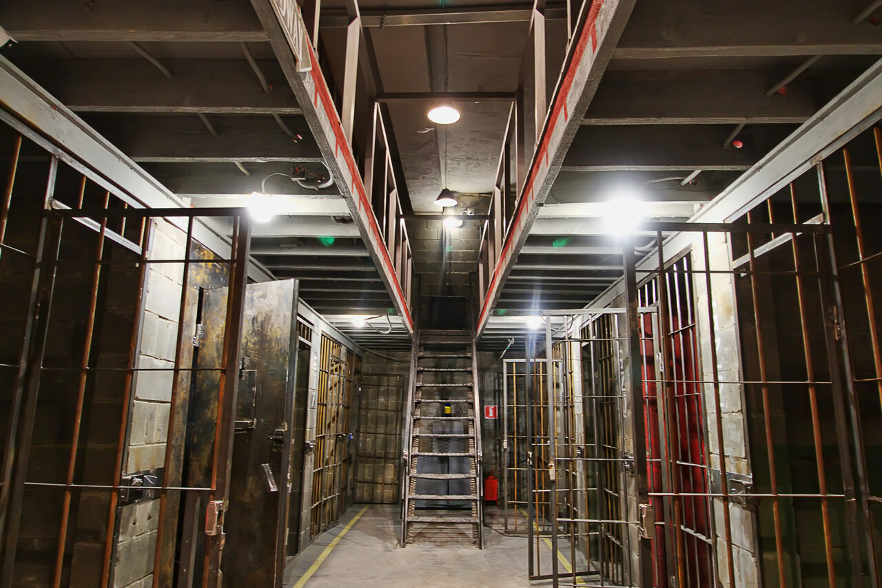 Арендовать Квест "Прятки в Алькатрасе" Квест-пространство