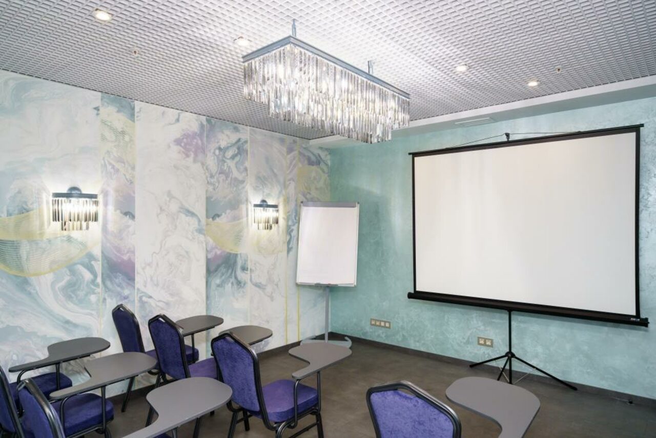 Арендовать Малый конференц-зал в отеле