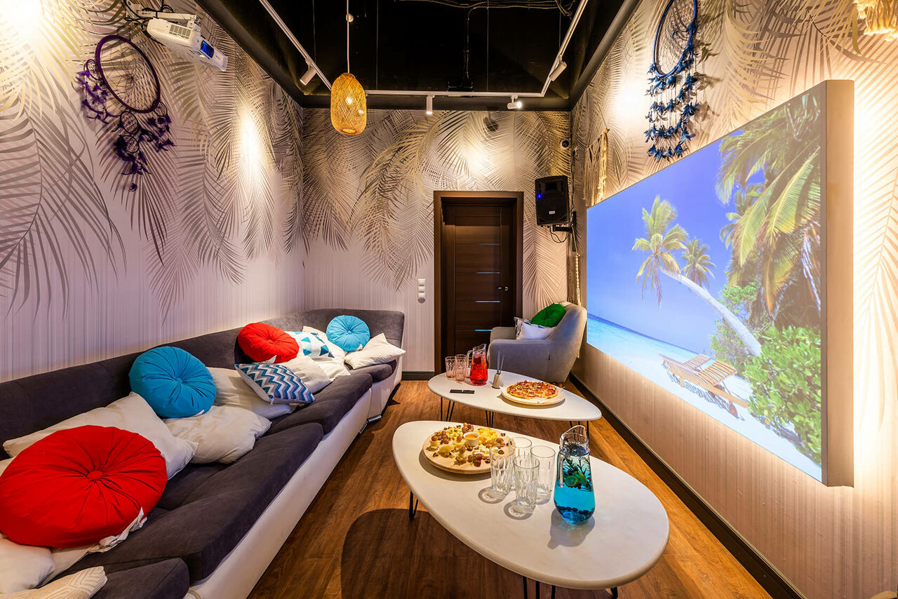 Арендовать Тропический лофт-зал 