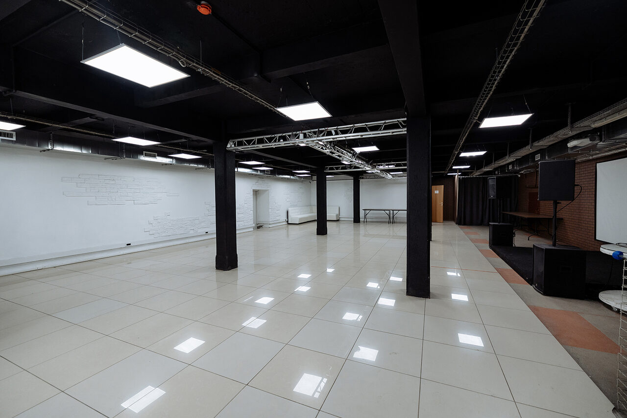 Арендовать Loft-Hall Viva. Современное пространство 