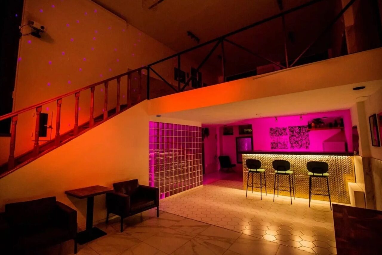 Арендовать Третье место 