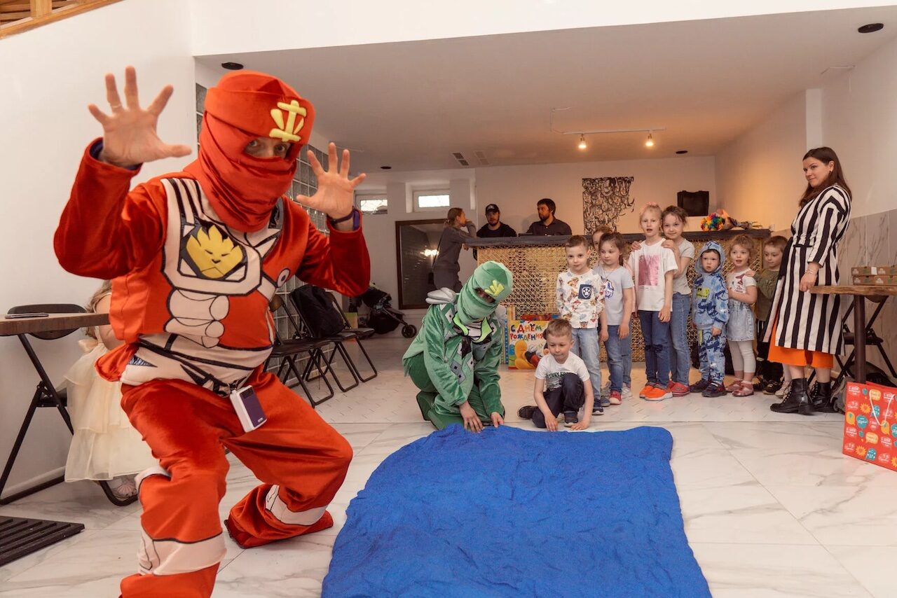 Арендовать Третье место 