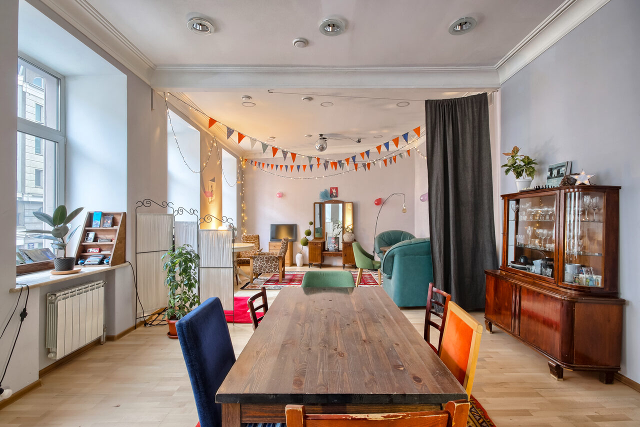 Арендовать Code 505. Яркое пространство