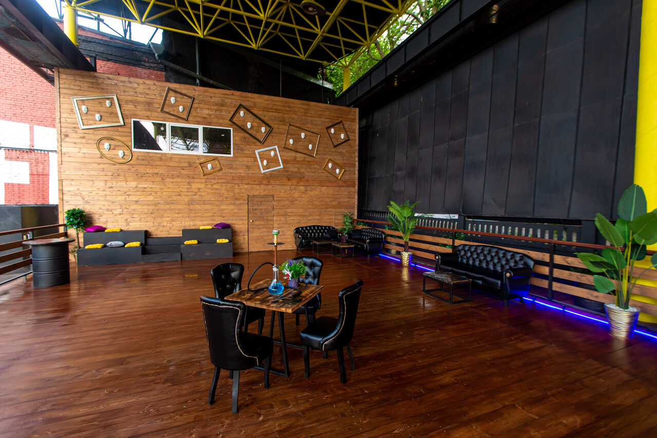 Арендовать Необычная веранда для летних мероприятий