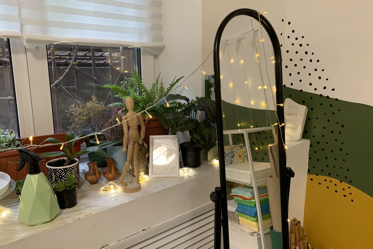 Арендовать Уютная студия для творческих встреч 