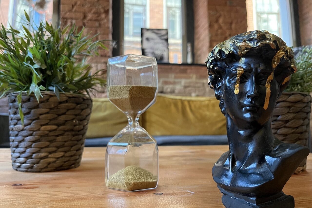 Арендовать Bauman Space. Лофт Брутал