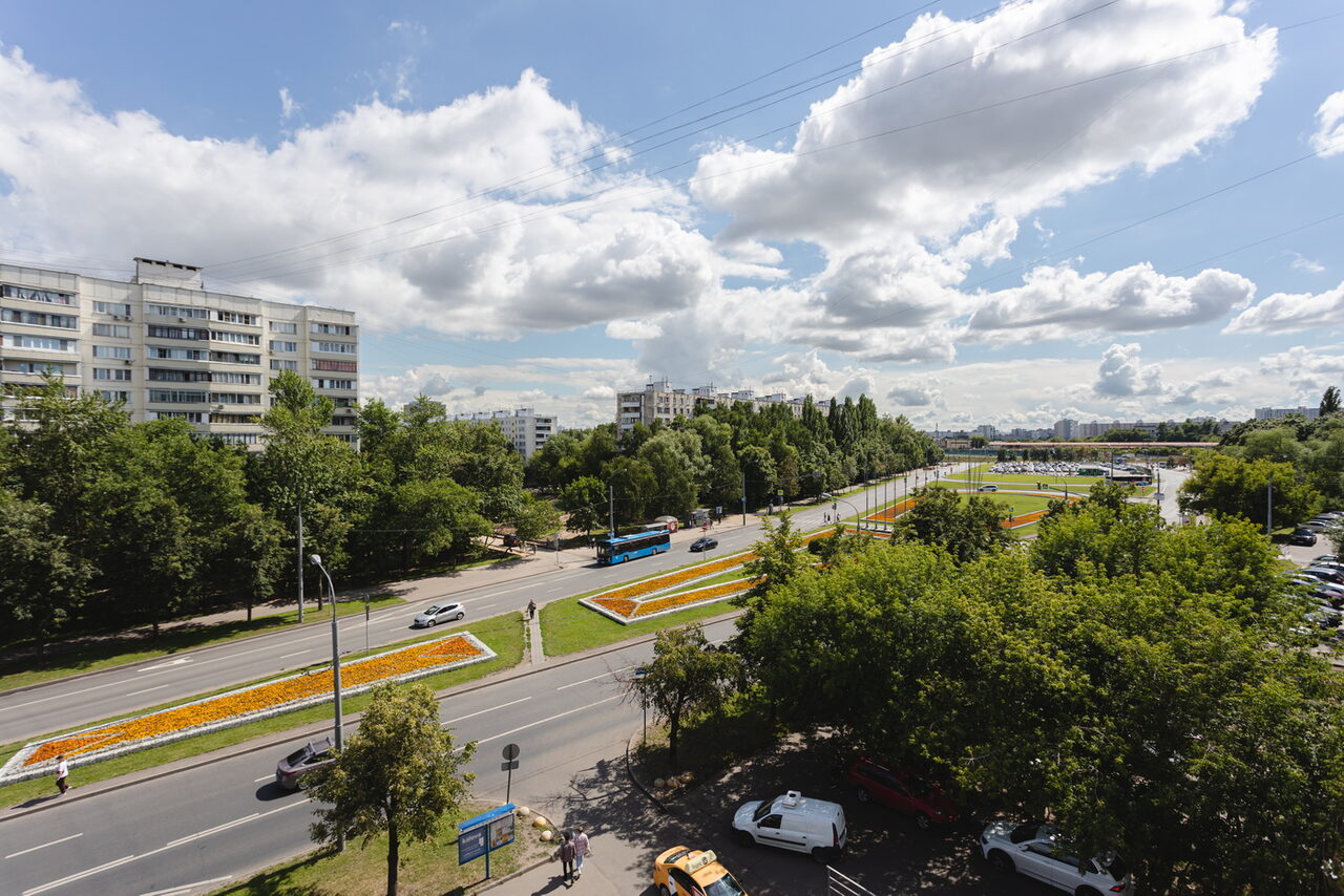 Арендовать Высота Лофт Панорамный лофт в строгих тонах