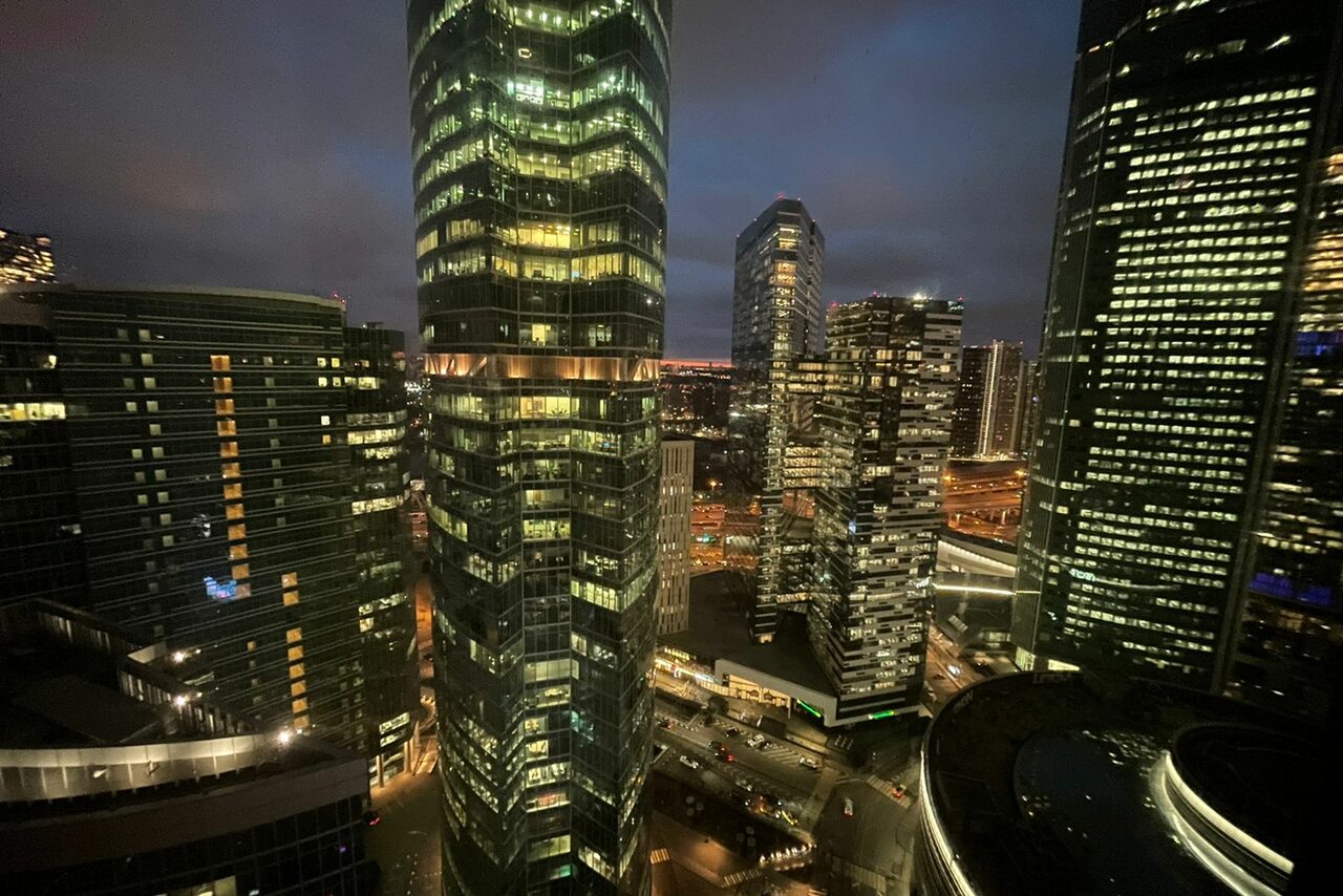 Арендовать Уютный зал на 30 этаже 