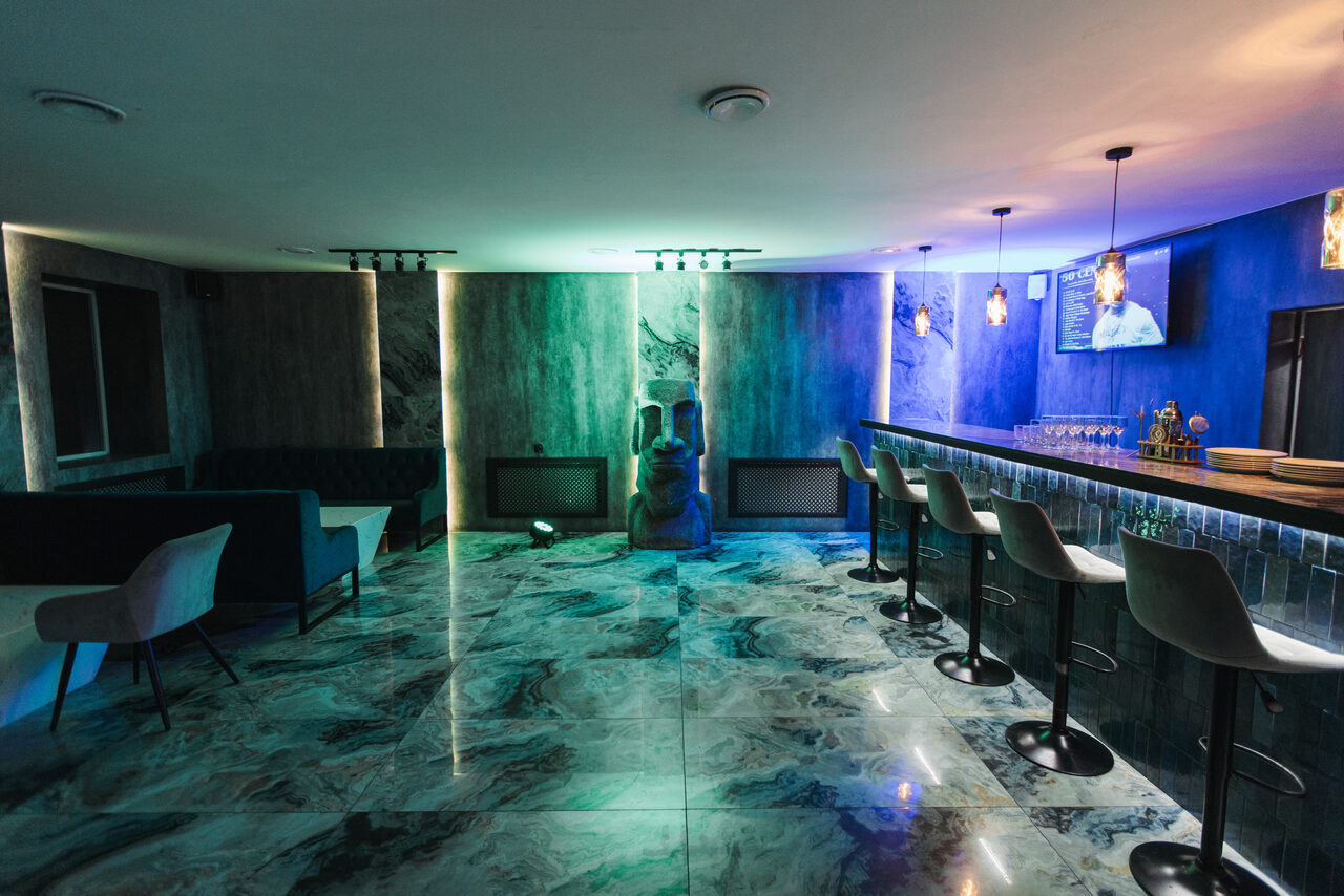 Арендовать Мраморный лофт для тематических мероприятий