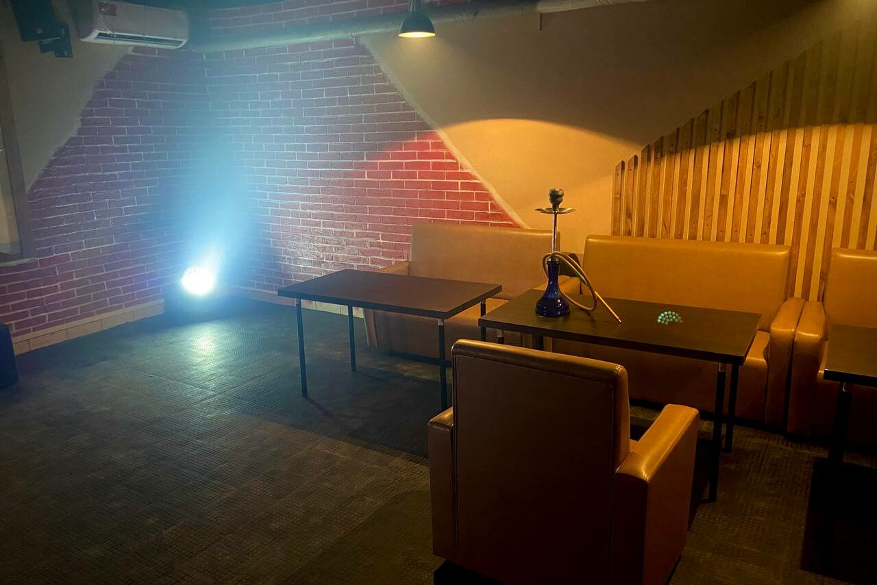 Арендовать Лофт-комната с проектором 