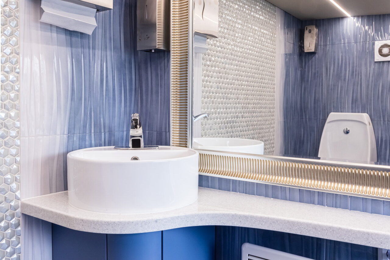 Арендовать Двухпалубный теплоход премиум класса