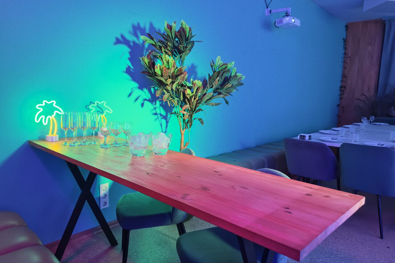 Арендовать Зал Ибица. Пляжный лофт-зал