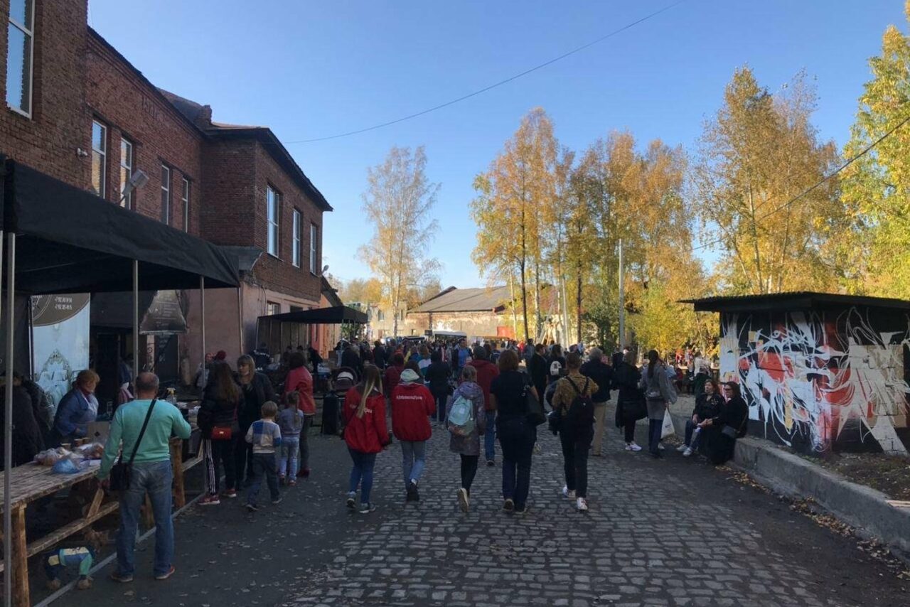 Арендовать Большое пространство из нескольких залов в Черноисточинске