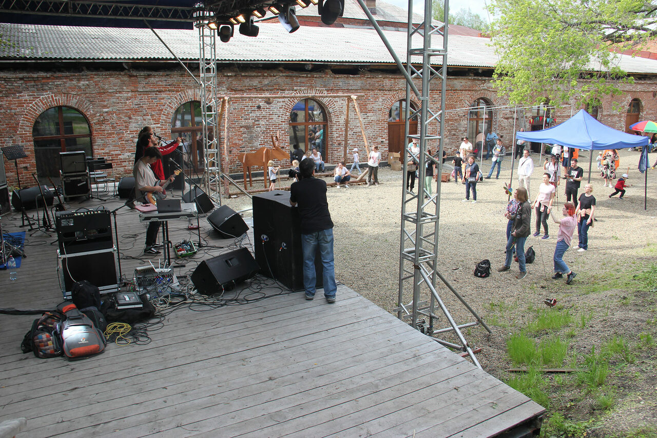 Арендовать Большое пространство из нескольких залов в Черноисточинске