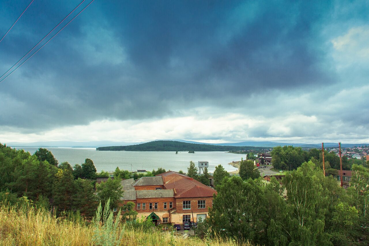 Арендовать Большое пространство из нескольких залов в Черноисточинске
