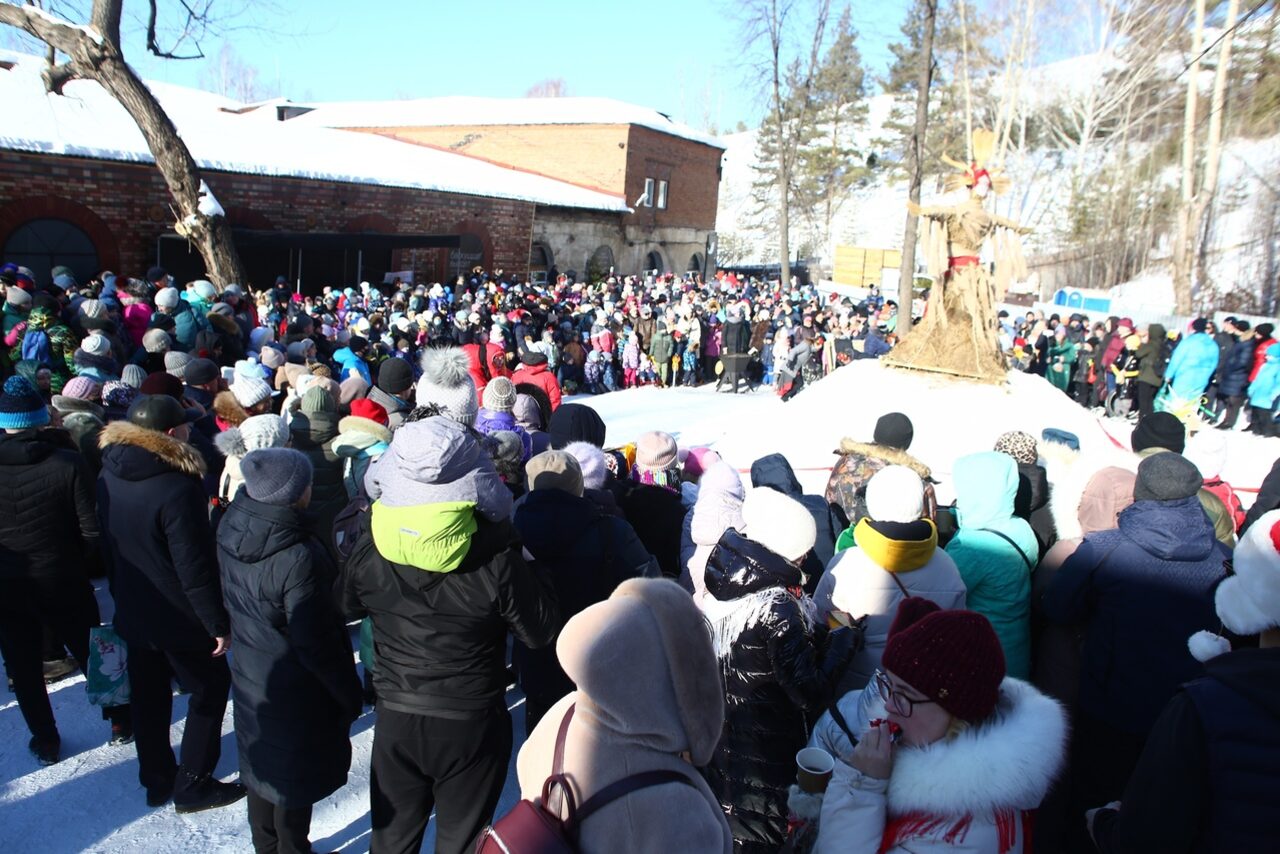 Арендовать Большое пространство из нескольких залов в Черноисточинске