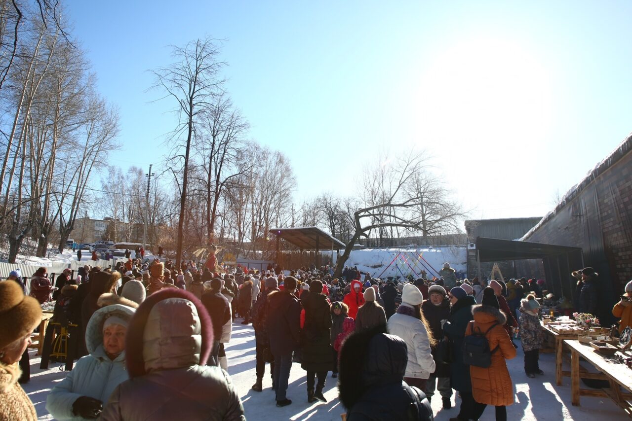 Арендовать Большое пространство из нескольких залов в Черноисточинске