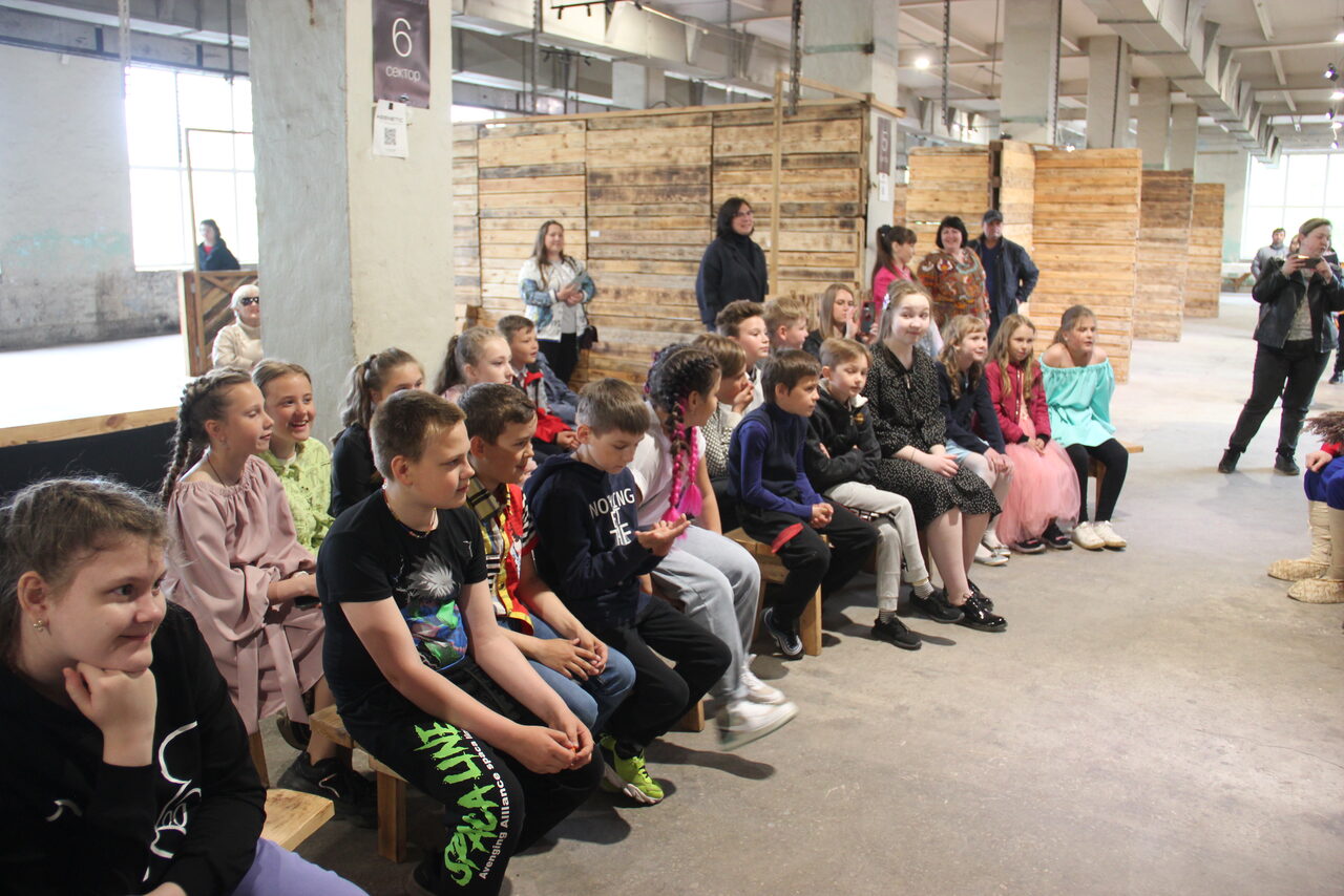 Арендовать Большое пространство из нескольких залов в Черноисточинске