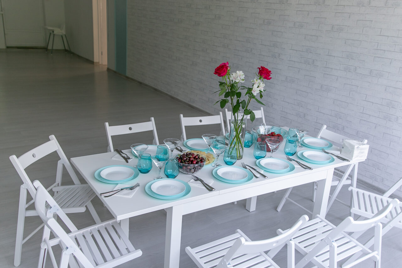 Арендовать Светлое и уютное пространство для праздников