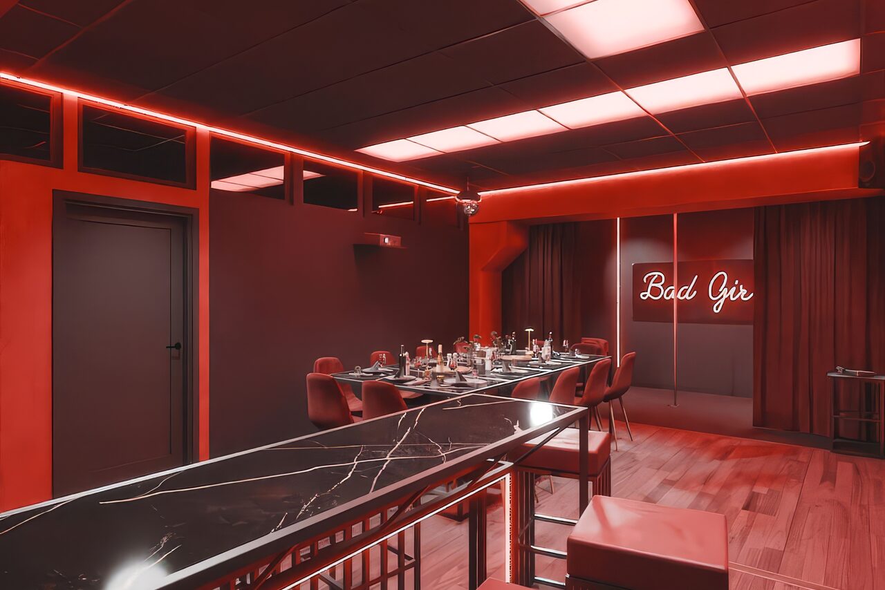 Арендовать ИглуБар. Bad girl. Тёмный лофт-зал в красных оттенках 