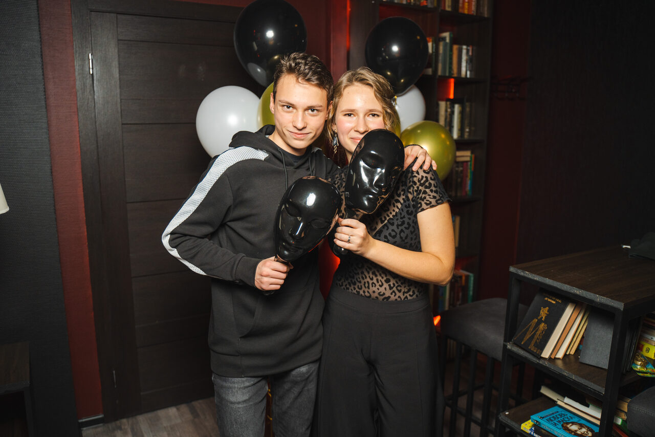 Арендовать ИглуБар. Гарри Поттер. Лофт-зал в классическом стиле 