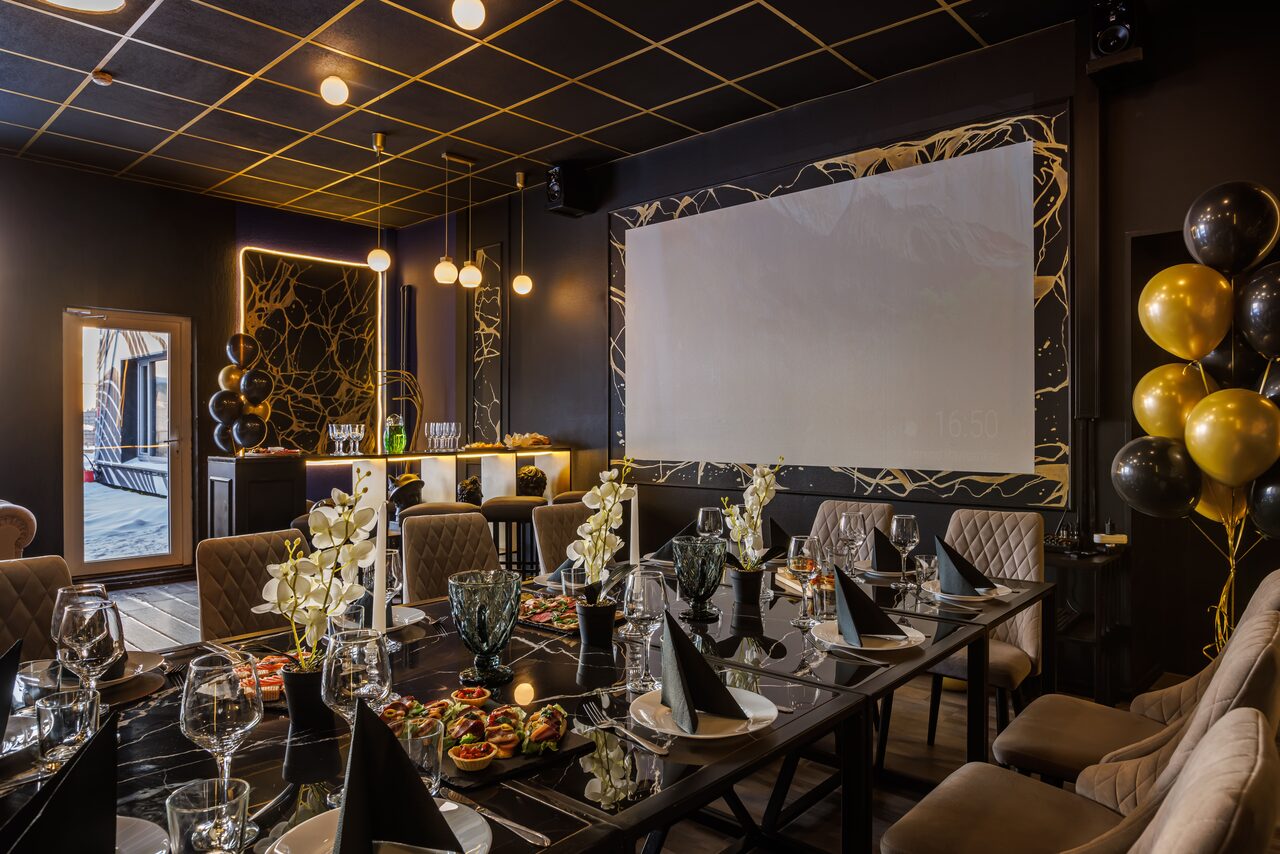 Арендовать ИглуБар. Black Antique. Стильный лофт в тёмных тонах