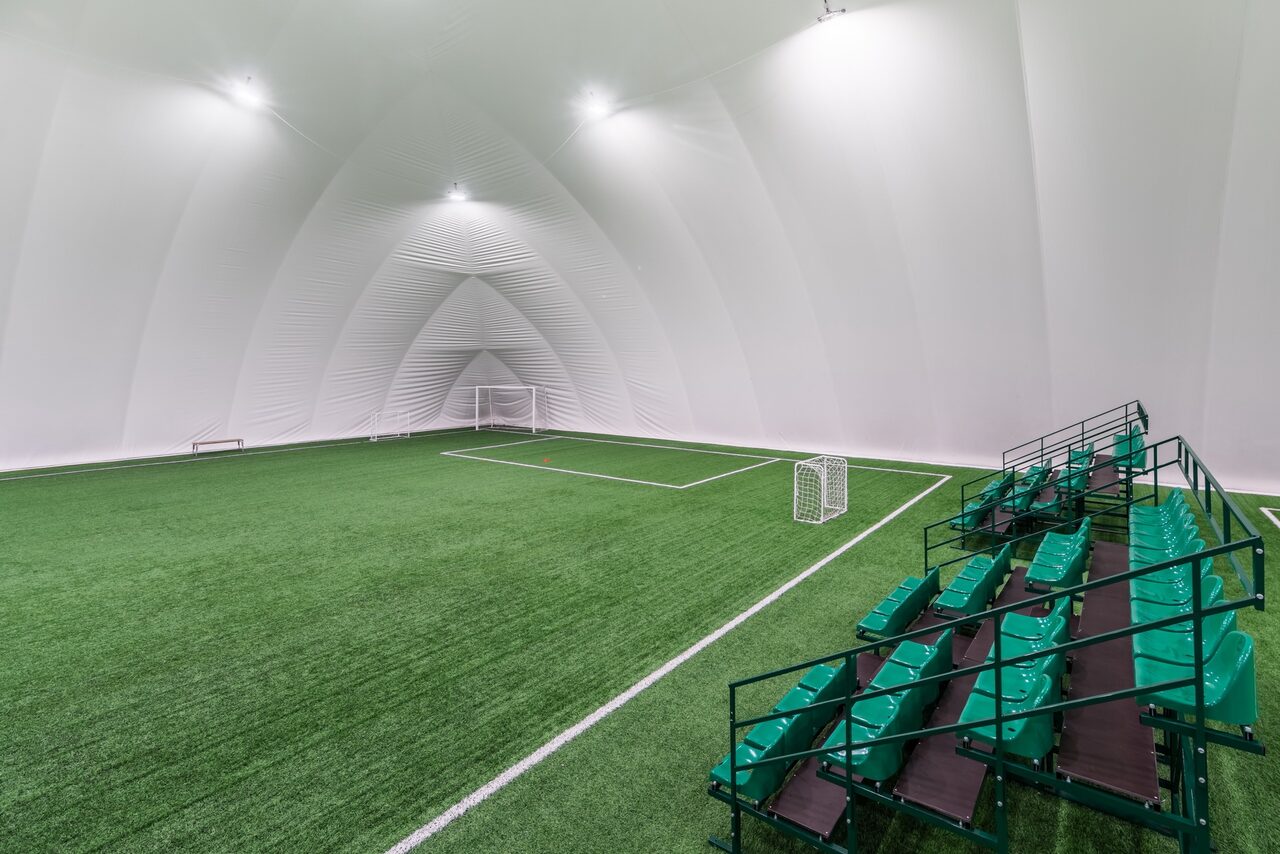 Арендовать FB  Пространство с футбольным полем