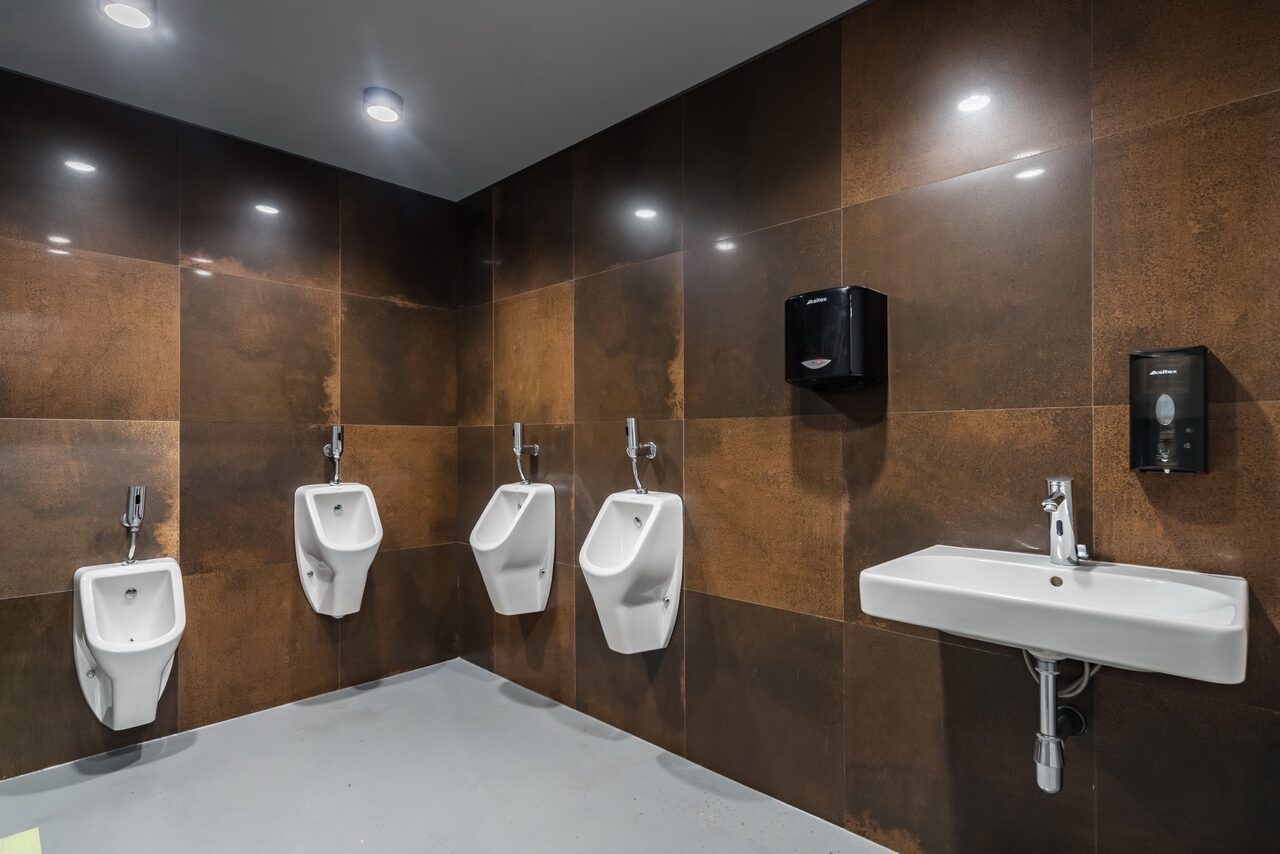 Арендовать FB  Пространство с футбольным полем