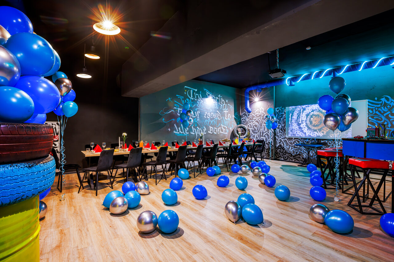 Арендовать Лофт-центр Б69. Зал Конференция с верандой на крыше