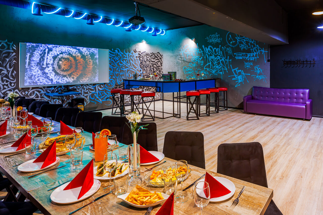 Арендовать Лофт-центр Б69. Зал Конференция с верандой на крыше