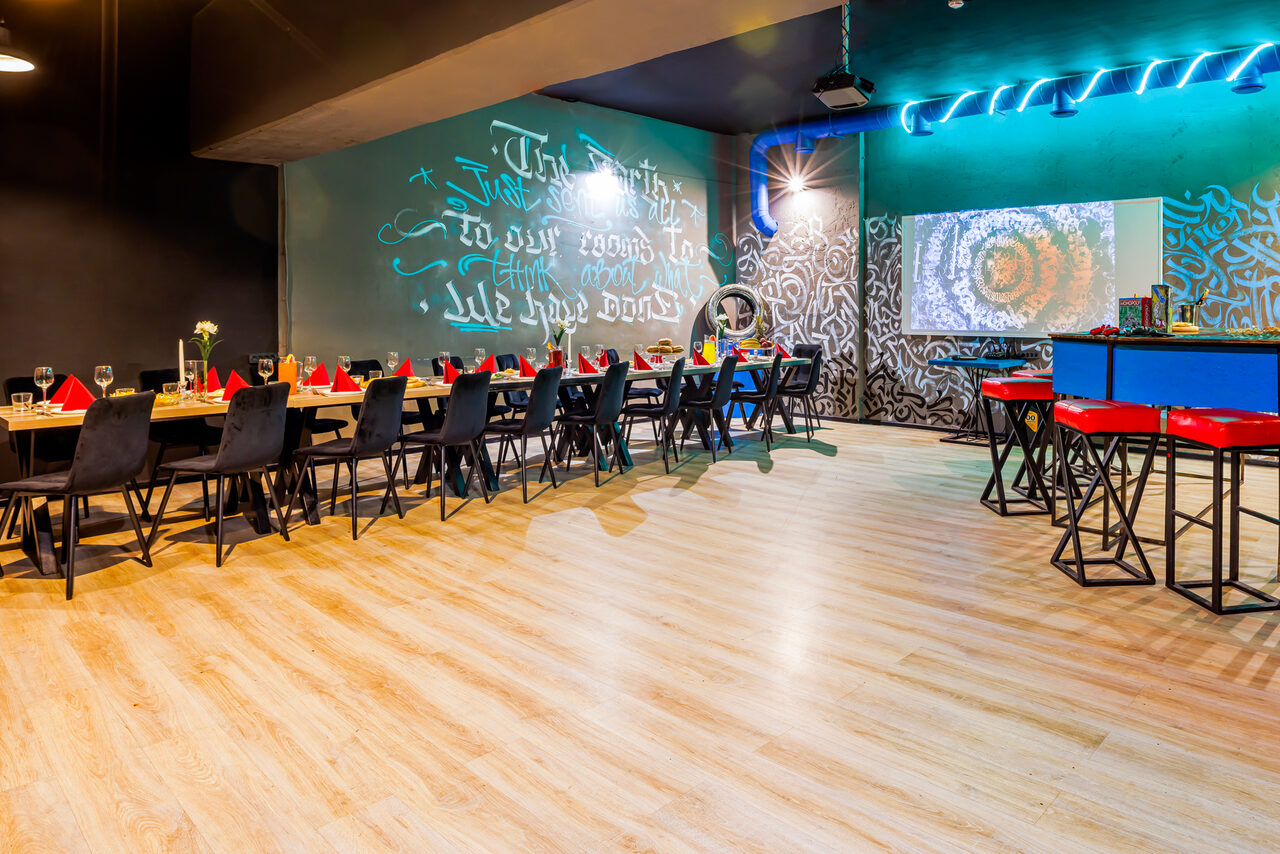 Арендовать Лофт-центр Б69. Зал Конференция с верандой на крыше