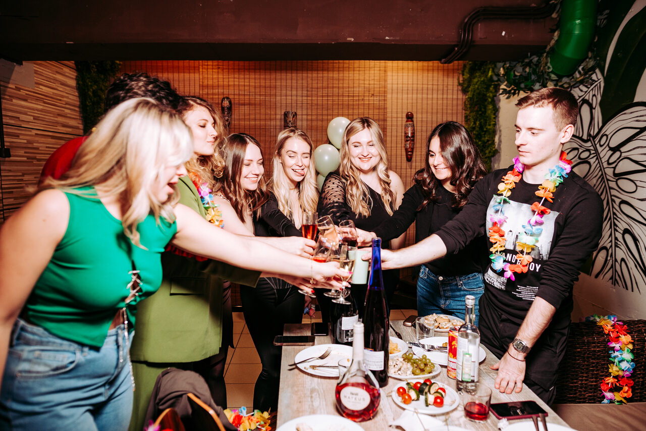 Арендовать Лофт-центр Б69. Зал Бунгало