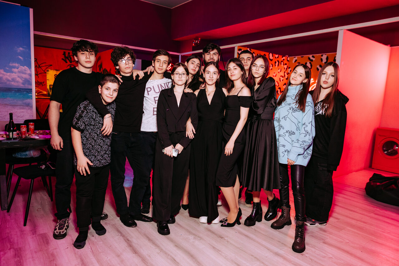 Арендовать Лофт-центр Б69. Зал Контент База с верандой на крыше