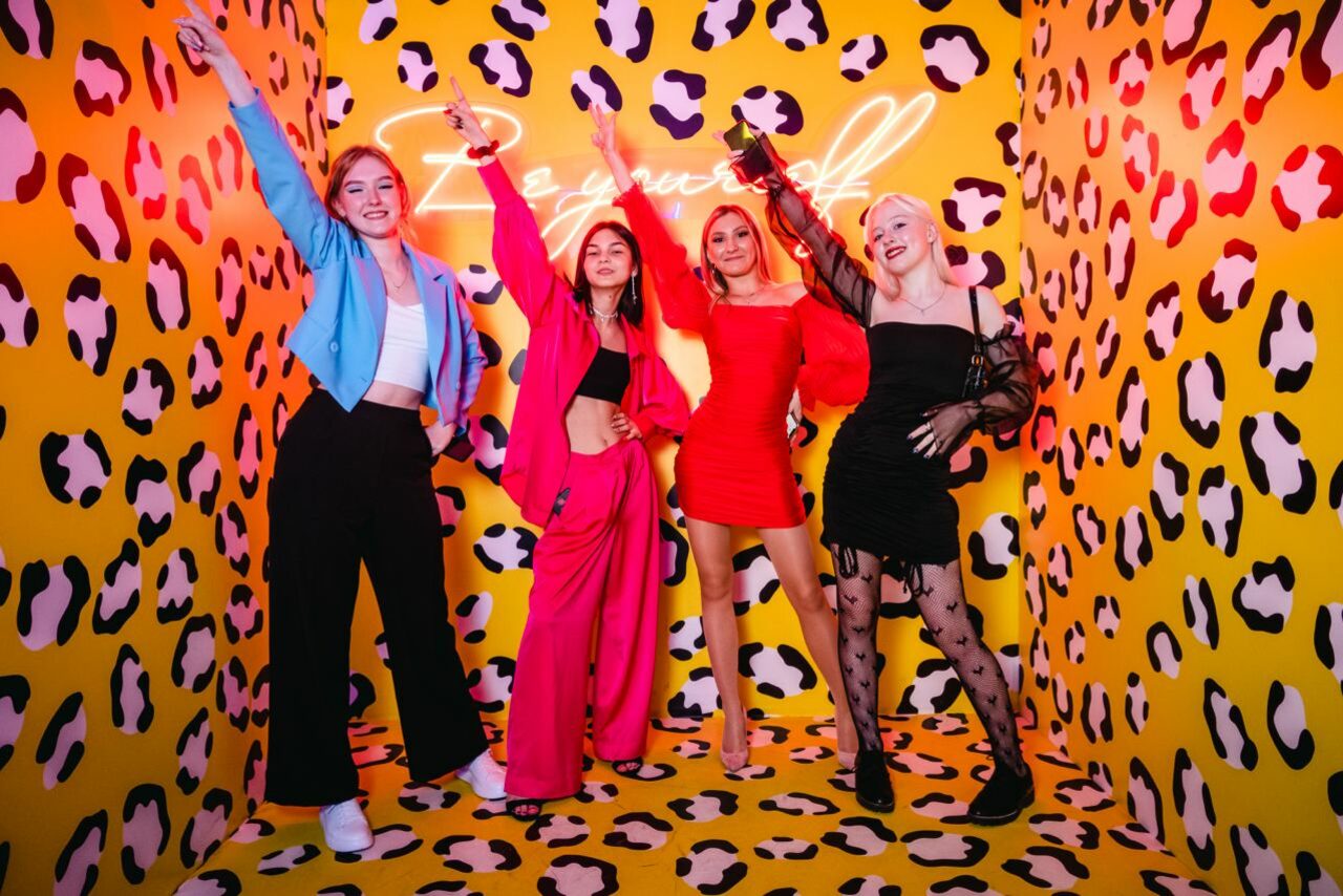 Арендовать Лофт-центр Б69. Зал Контент База с верандой на крыше