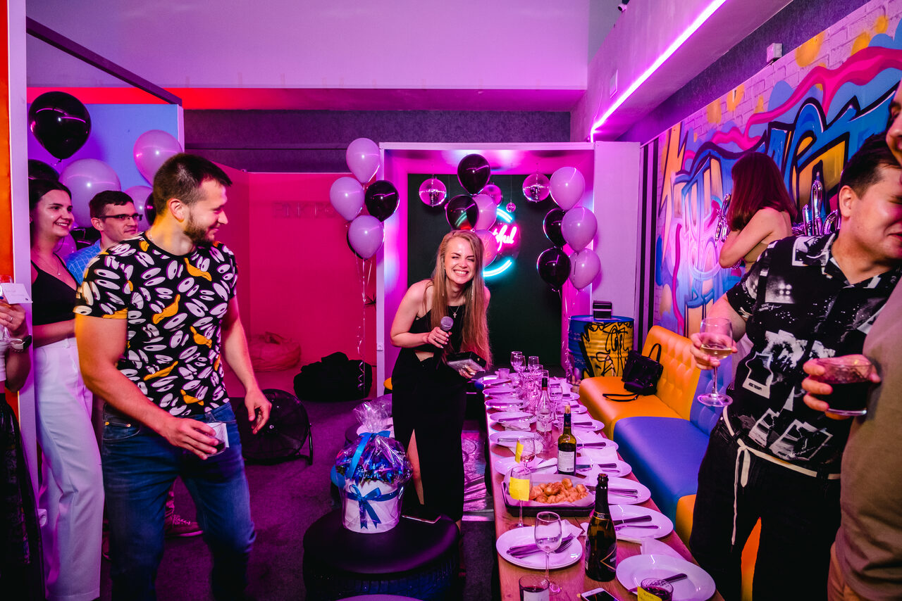 Арендовать Лофт-центр Б69. Зал Контент База с верандой на крыше