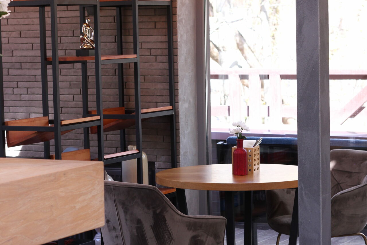 Арендовать B&b Bradu Bar Уютный бар с кухней в Сокольниках