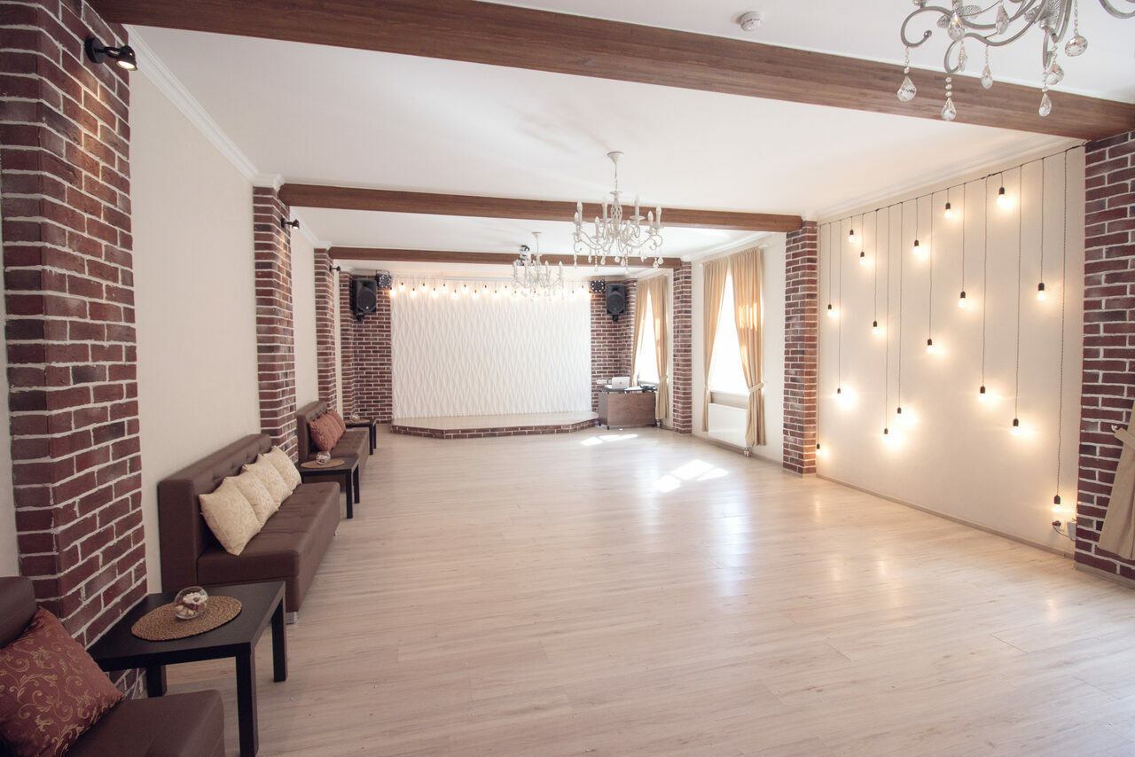 Арендовать Образовательный лофт со сценой