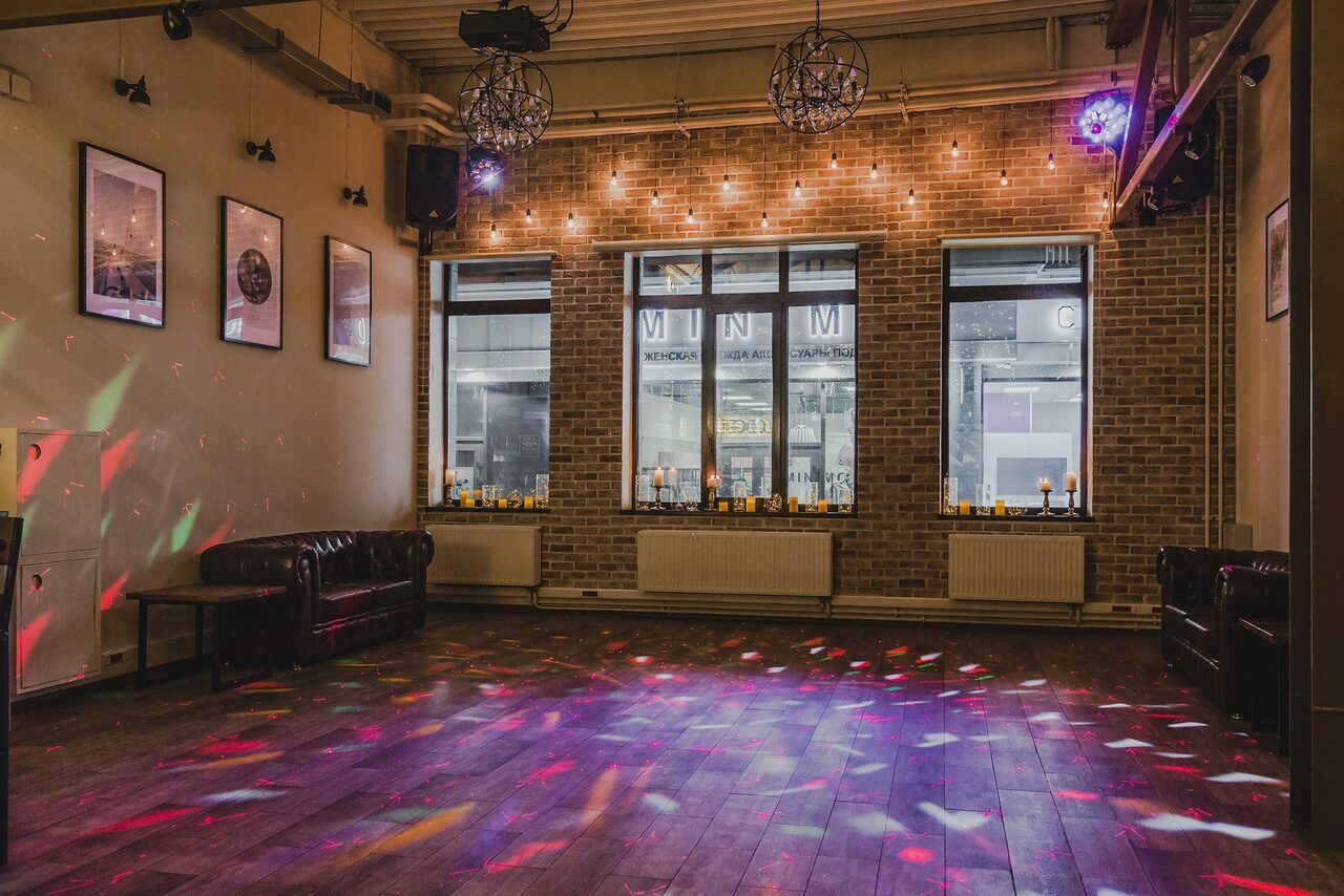 Арендовать Loft Lodge 3. Двухуровневый лофт с двориком