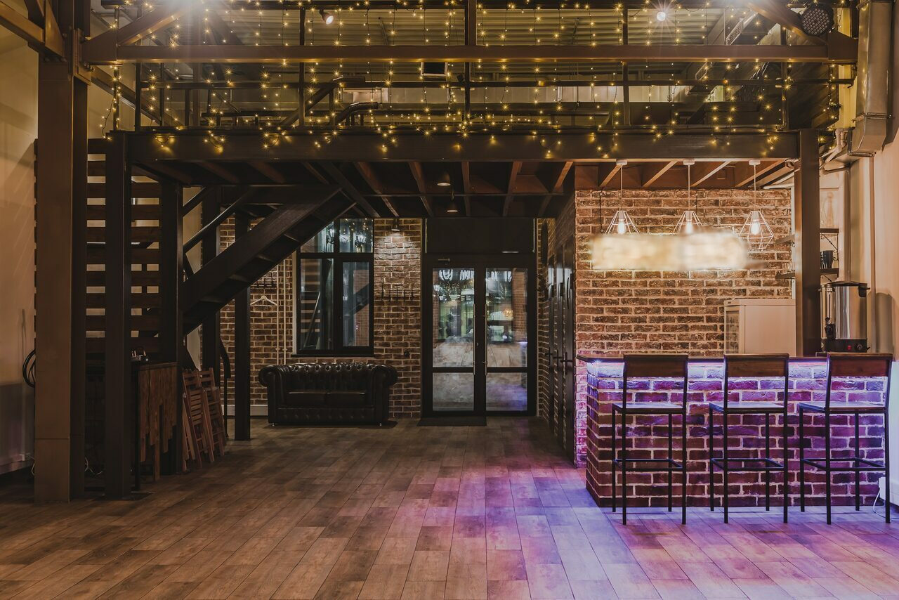 Арендовать Loft Lodge 3. Двухуровневый лофт с двориком