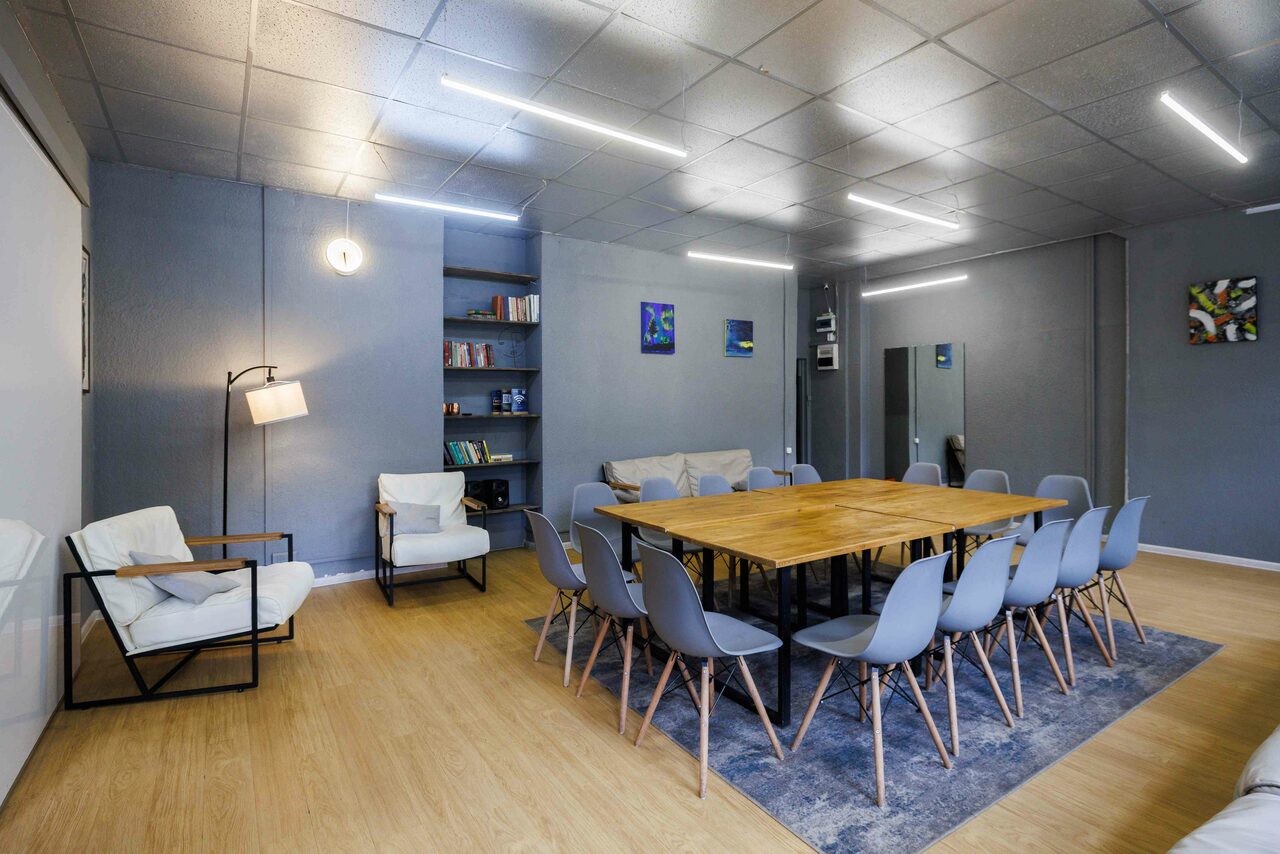 Арендовать Citrus Hall. Pomelo для мероприятий