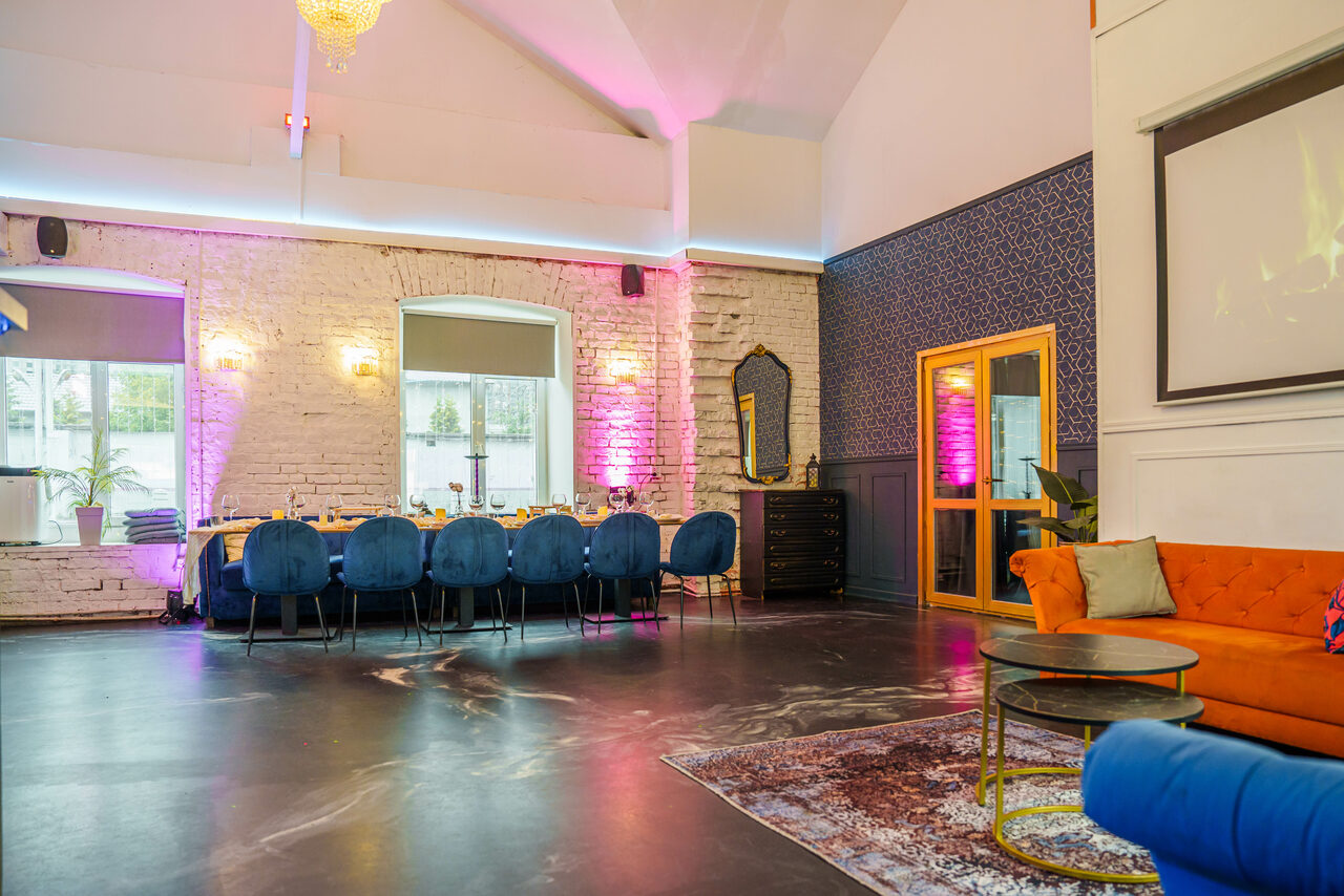 Арендовать Уютный лофт с отдельным входом и внутренним двором с барбекю