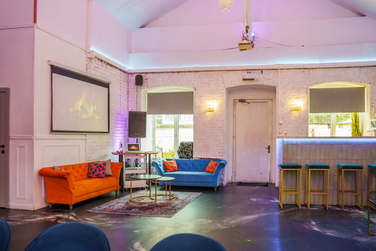 Арендовать Уютный лофт с отдельным входом и внутренним двором с барбекю