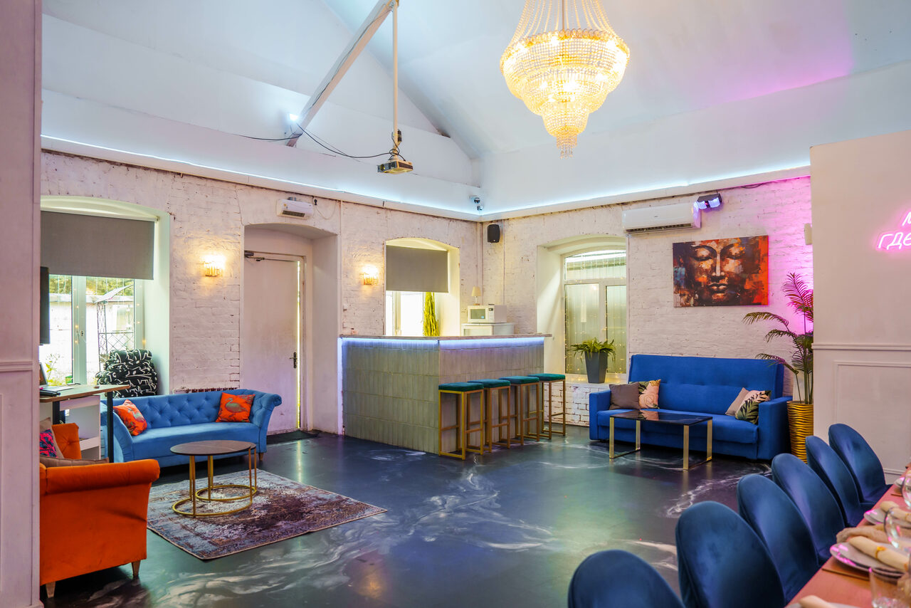 Арендовать Уютный лофт с отдельным входом и внутренним двором с барбекю