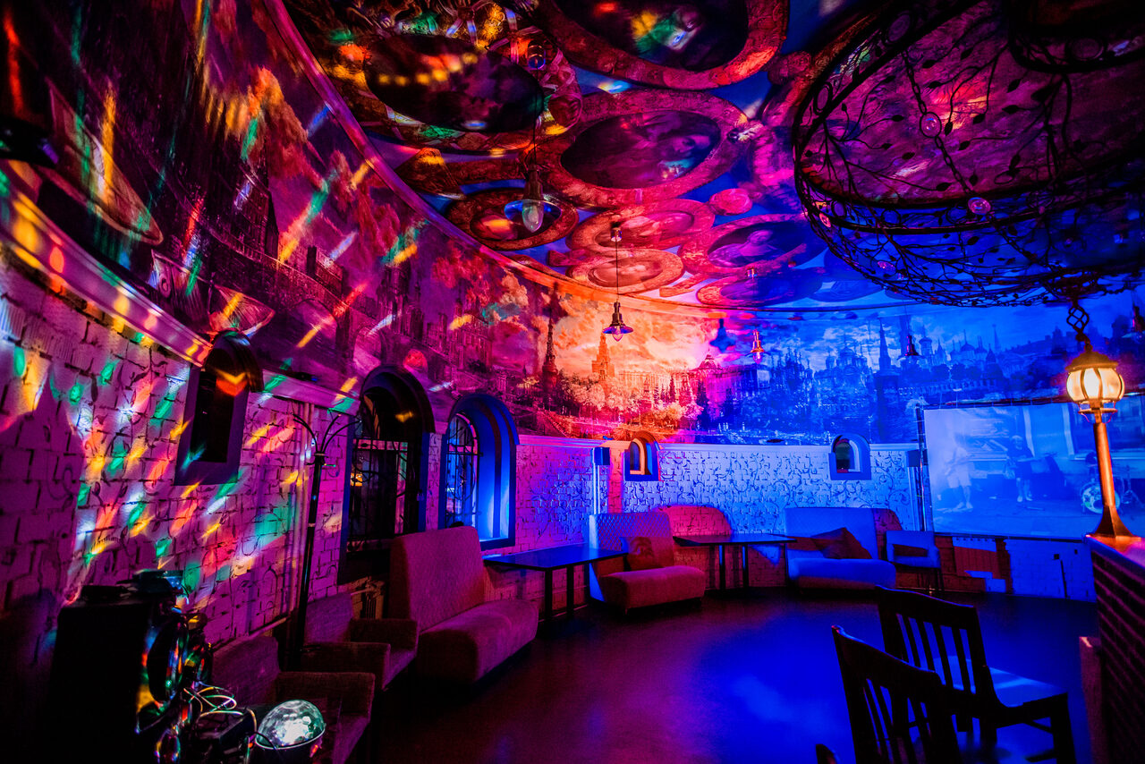 Арендовать Царский лофт. Круглый лофт со светомузыкой 