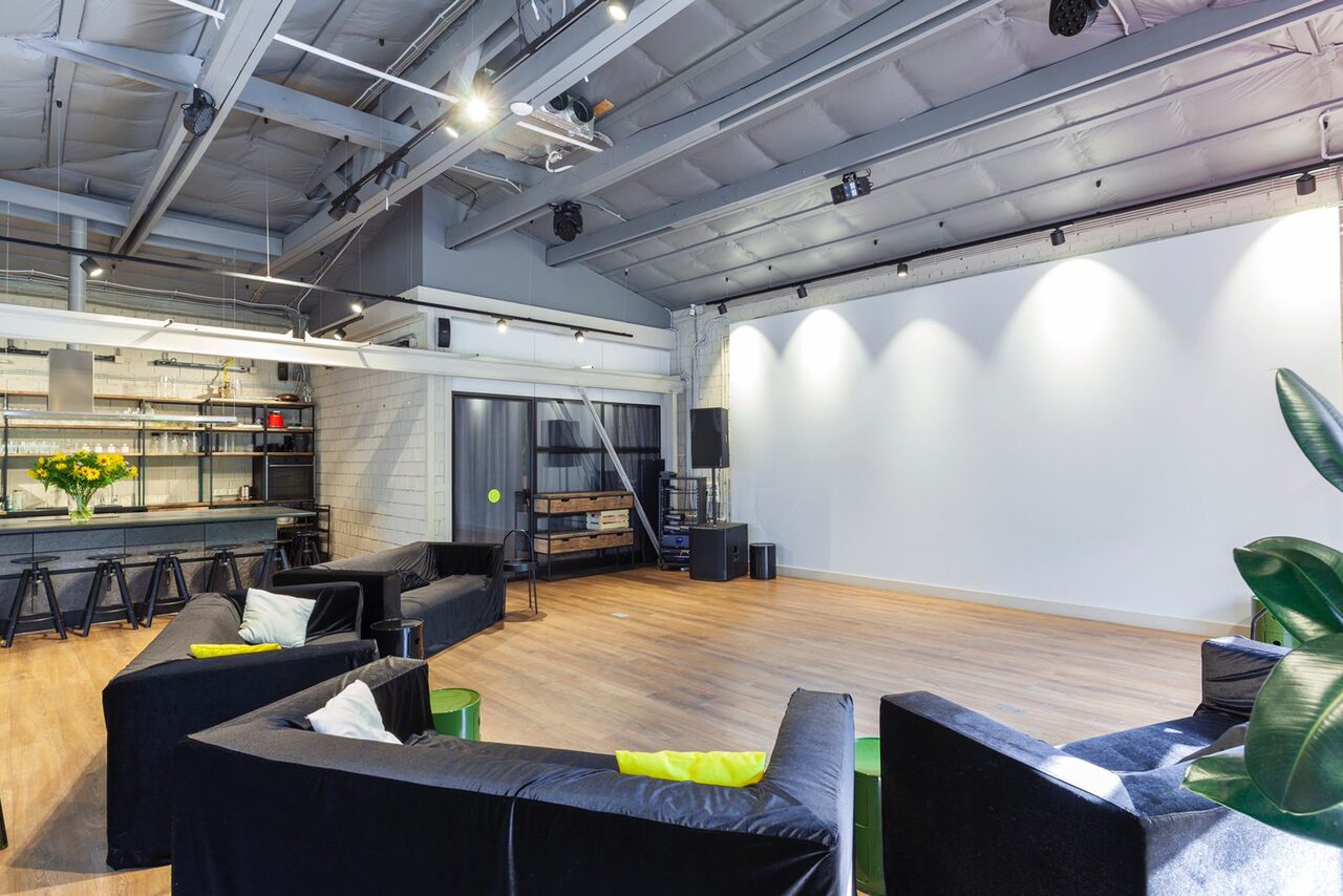 Арендовать Koko Loft Пространство со своей территорией