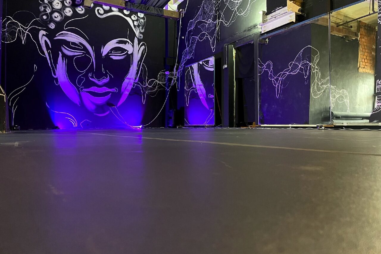 Арендовать Atma Dance Studio (Атма Дэнс Студио). Большой танцевальный зал 75 кв.м