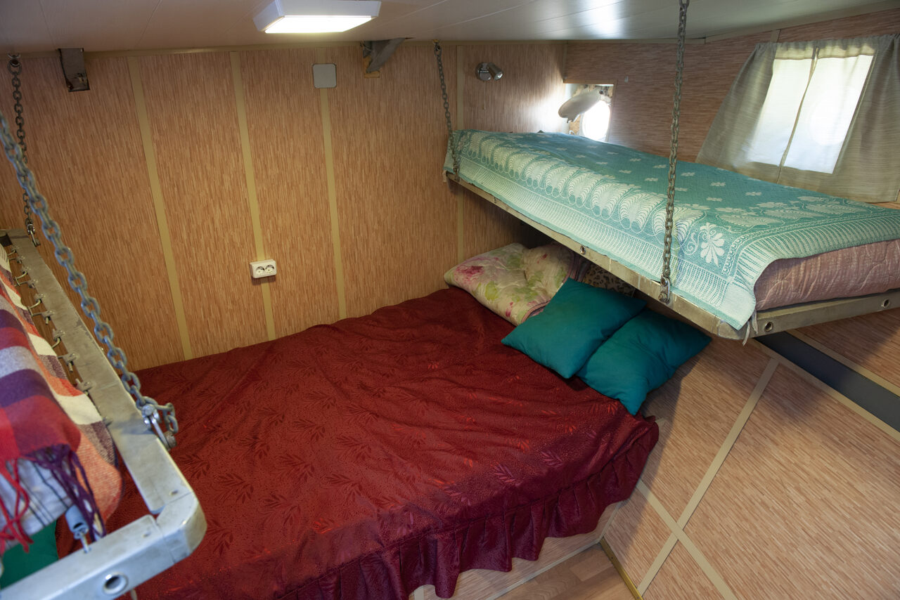 Арендовать Морской ретро катер