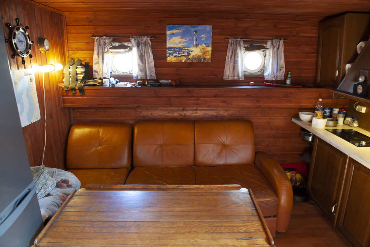 Арендовать Морской ретро катер