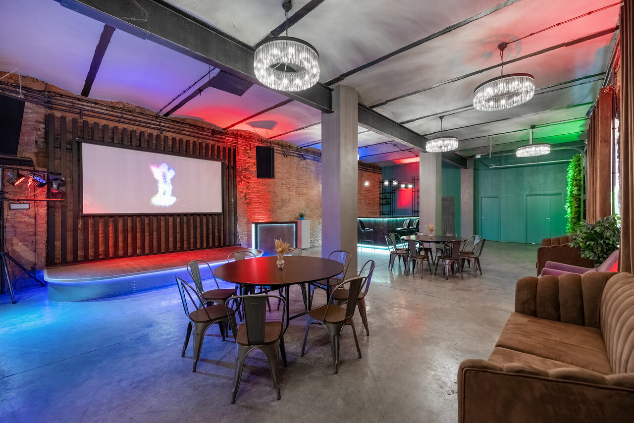 Арендовать Ferdinand Prime пространство с панорамными окнами