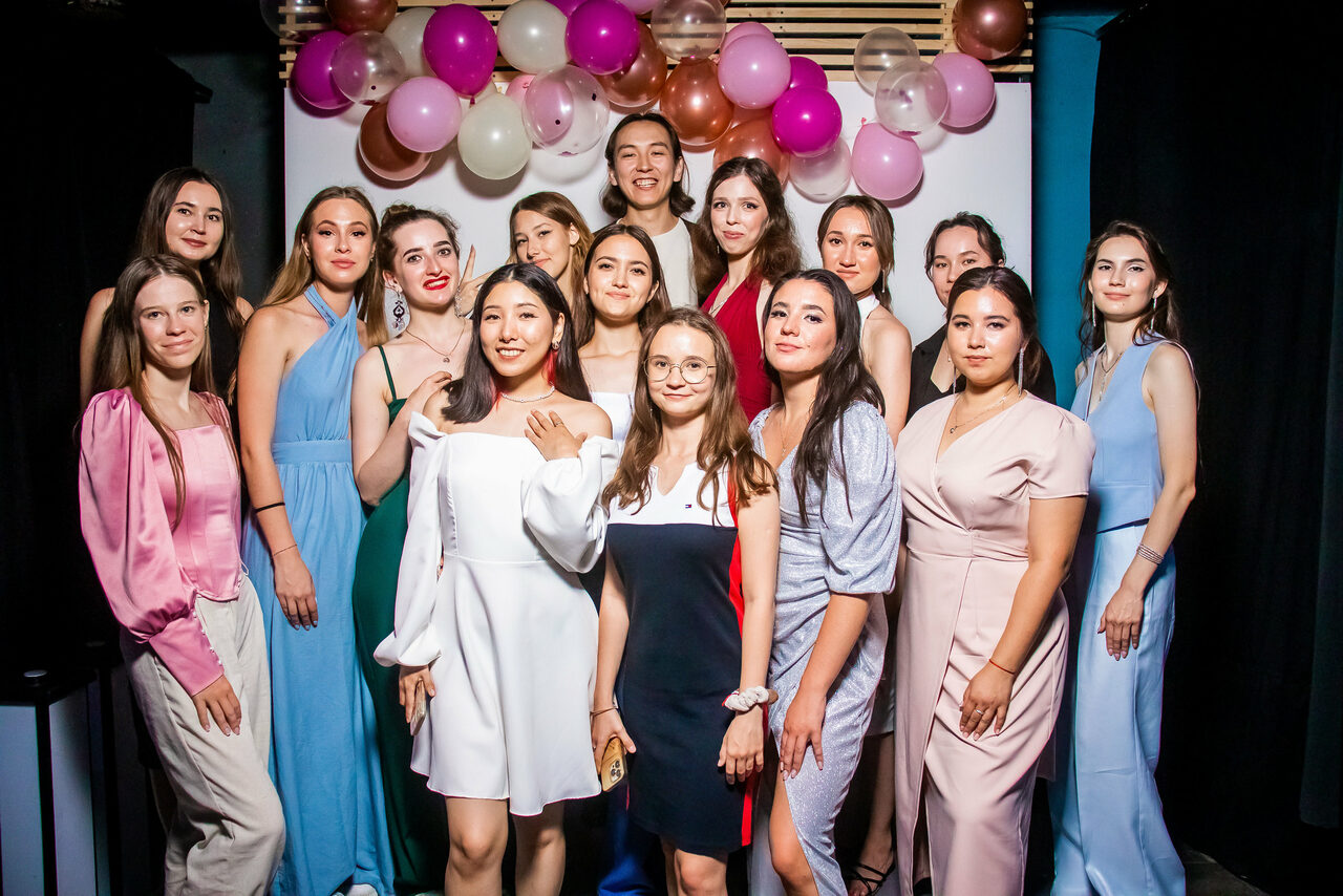 Арендовать Лофт для проведения мероприятий с караоке в Казани